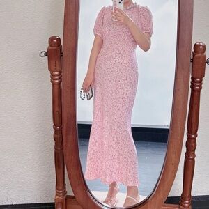 Elegant Pink Floral Maxi Dress
